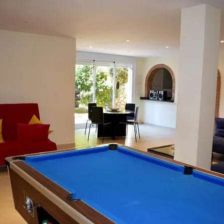 Maxine * 马尔韦利亚