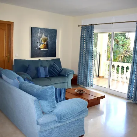 Maxine * 马尔韦利亚