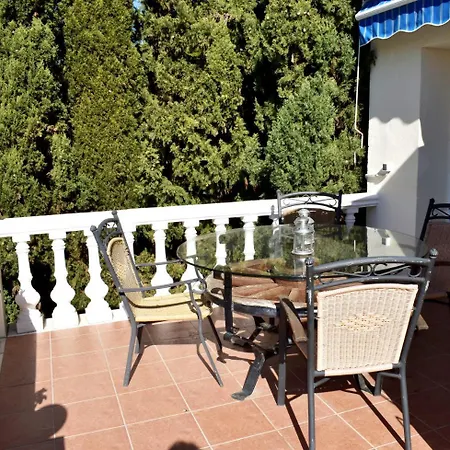 Maxine 马尔韦利亚