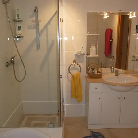 Maxine Villa Marbellac